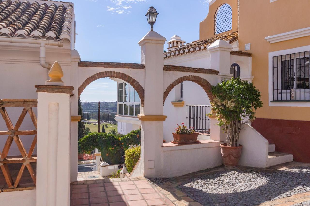 Sanders Golf - Lovely Two-Bedroom Apartment With Shared Pool MIJAS COSTA Eksteriør billede